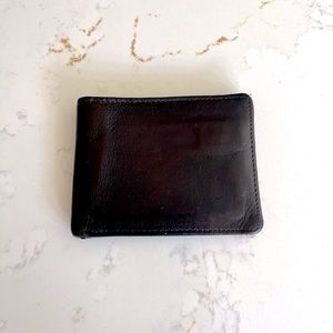 Perry Ellis Mens Wallet Dark Brown Leather